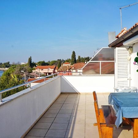 Apartmani Vesna Zambratija  Buitenkant foto