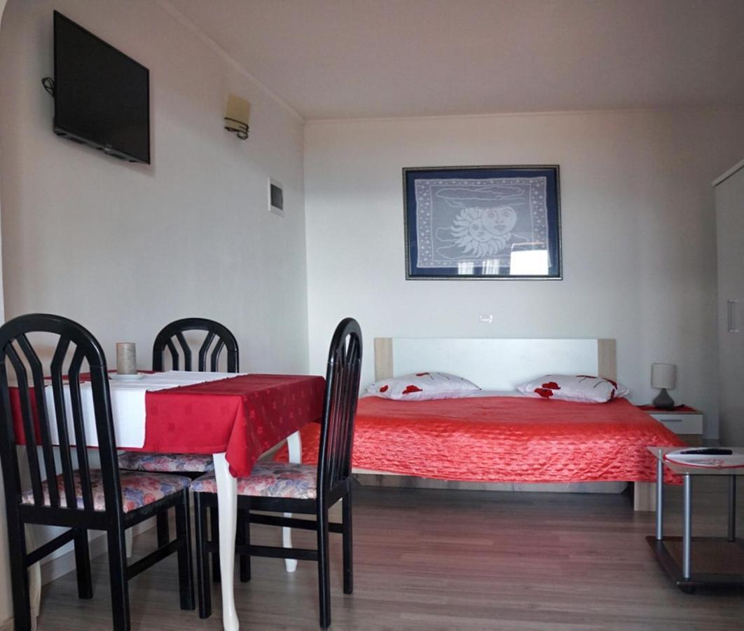 Apartmani Vesna Zambratija  Buitenkant foto