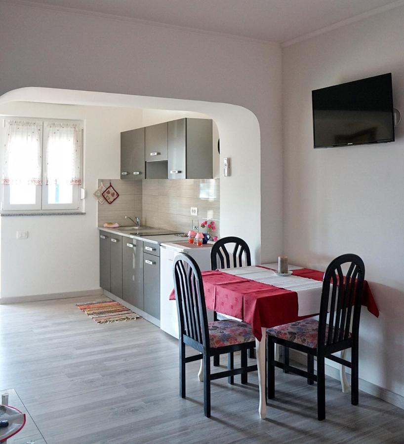 Apartmani Vesna Zambratija  Buitenkant foto