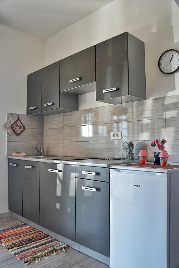 Apartmani Vesna Zambratija  Buitenkant foto