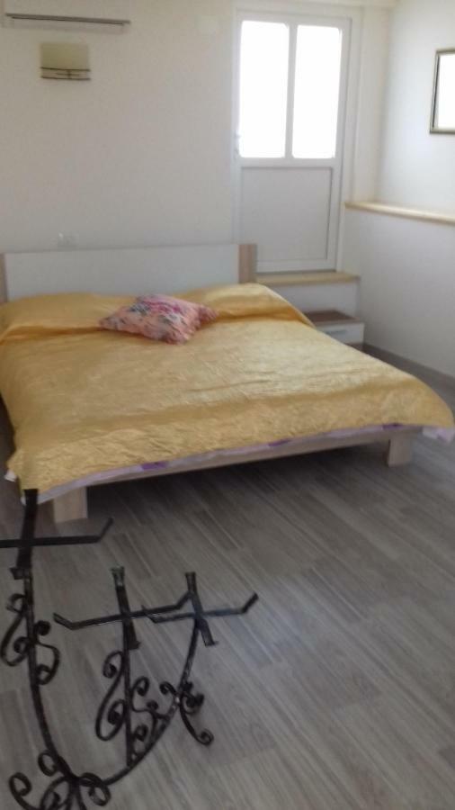 Apartmani Vesna Zambratija  Buitenkant foto